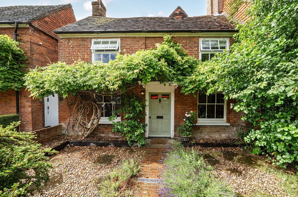 Property photo 1 of 27 1472585-16-6A26F9...