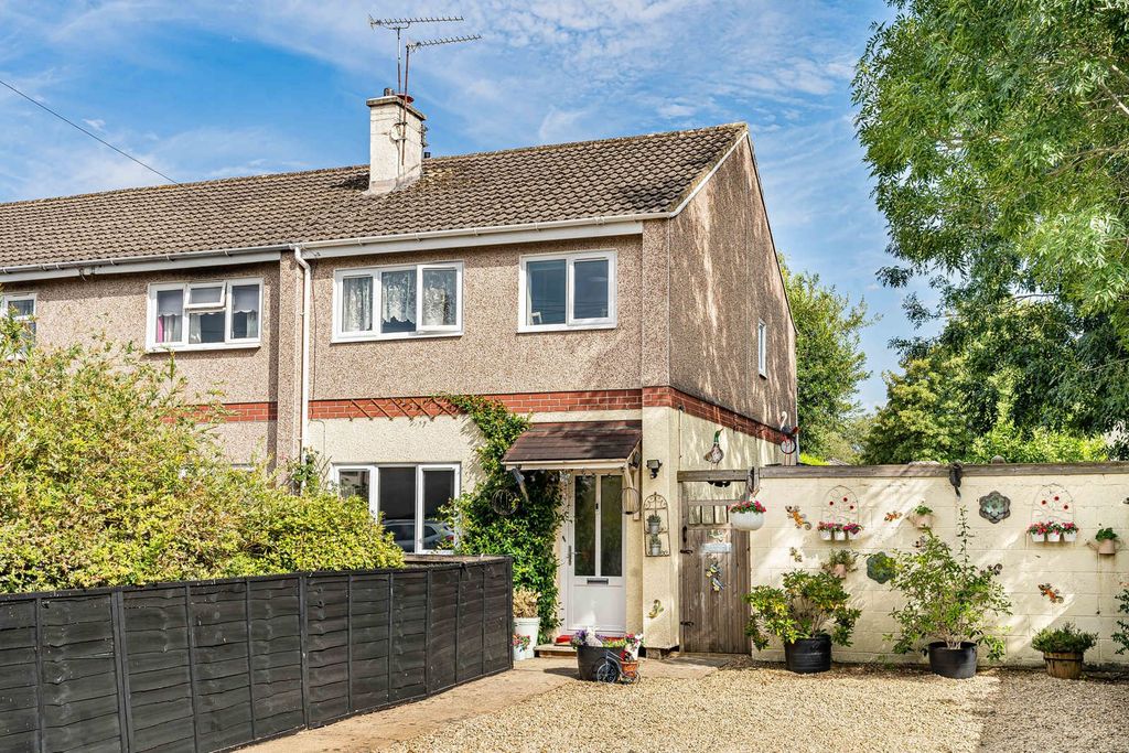 Property photo 1 of 20 Front