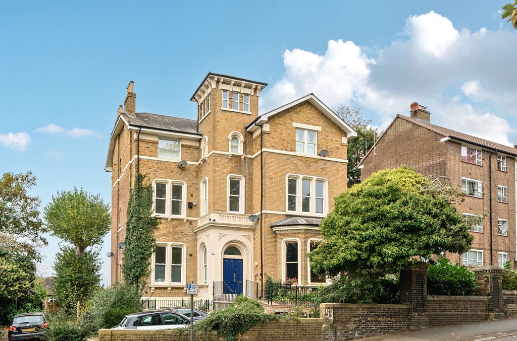 Property photo 1 of 15 1368596-6-68F2168...