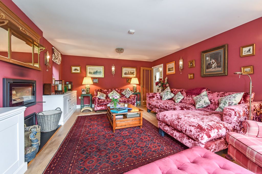 Additional image 7 of 4 bed detached house for saleMint Road, Liss Forest, Hampshire GU33
