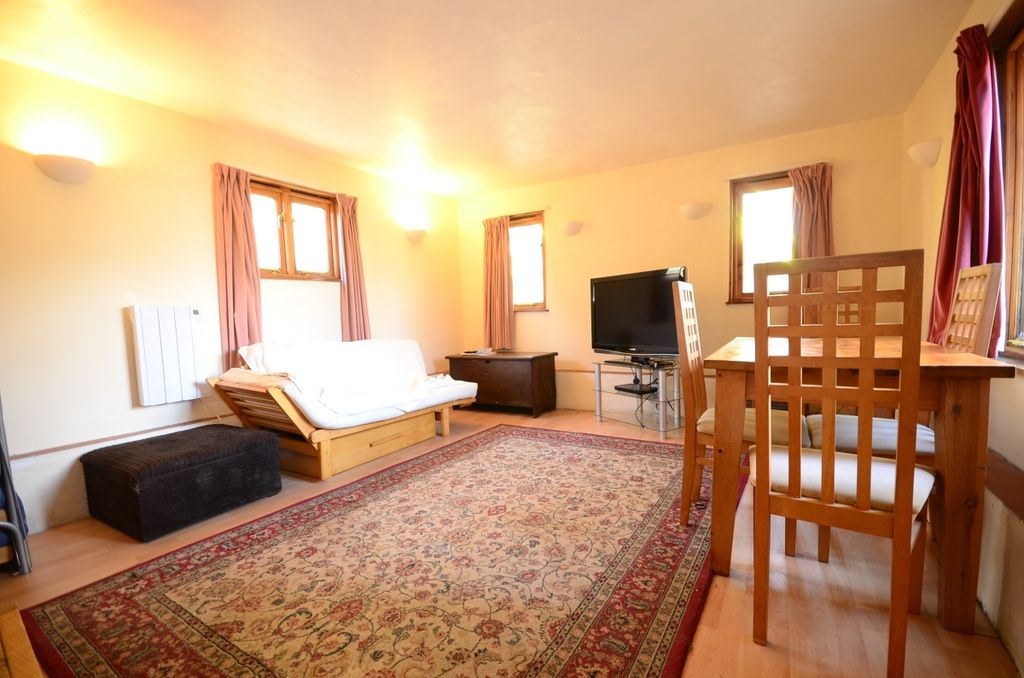 Property photo 3 of 6 Sussex Barn C