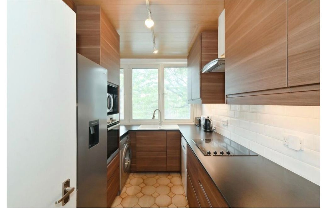 Property photo 3 of 7 Img_4116