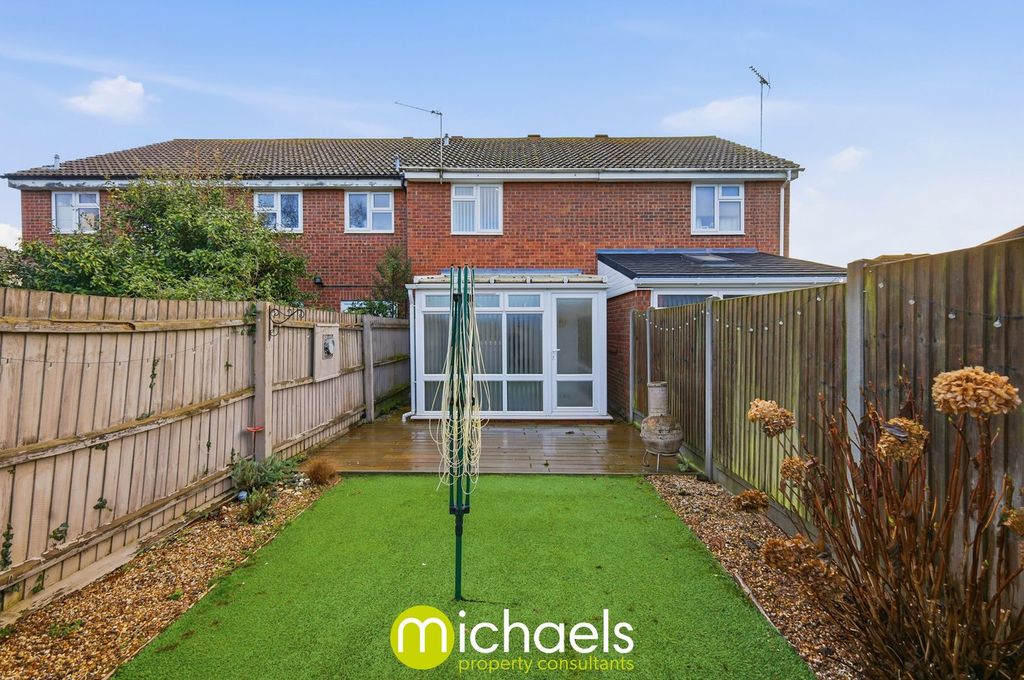 Property photo 2 of 21