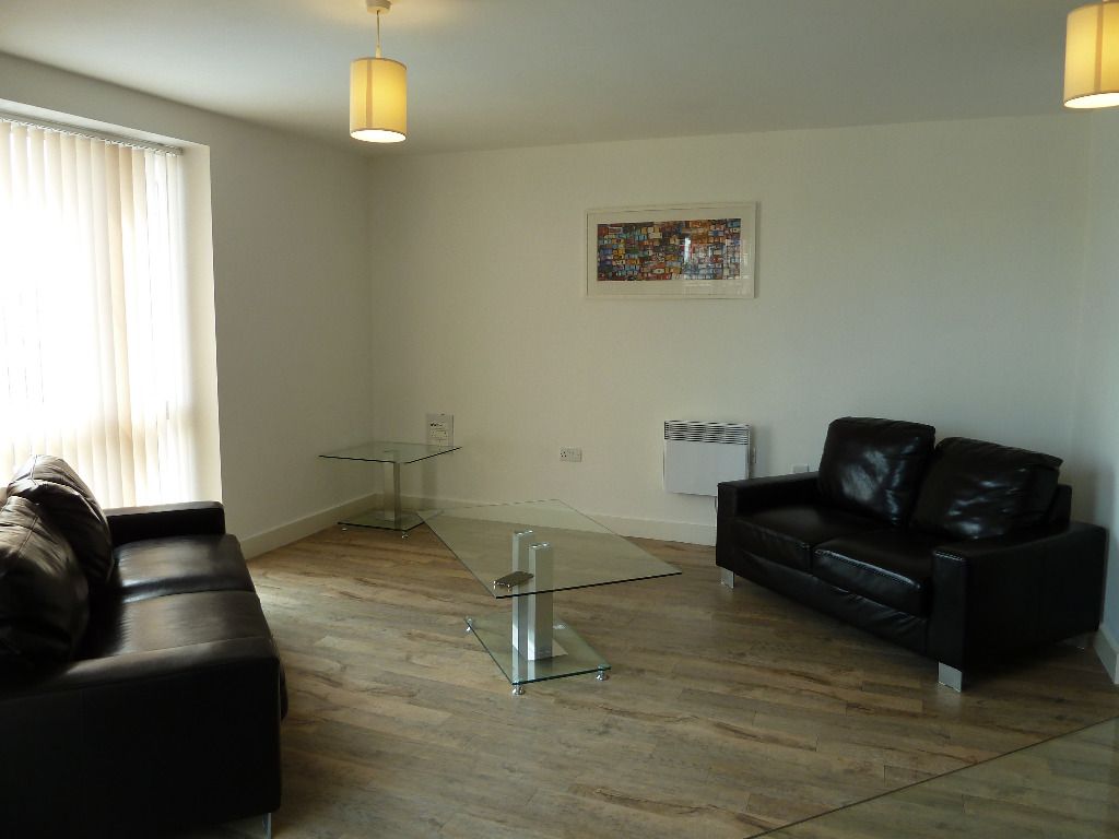 Property photo 2 of 25