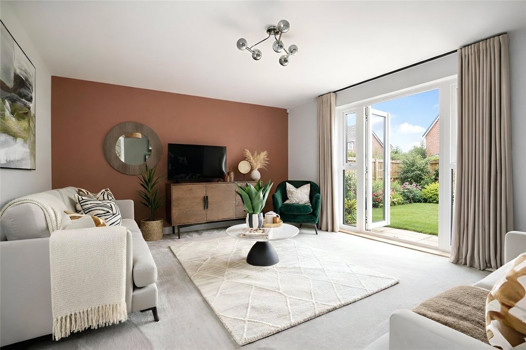 Property photo 1 of 9 Living Room