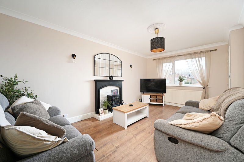 Property photo 2 of 22 Living Room