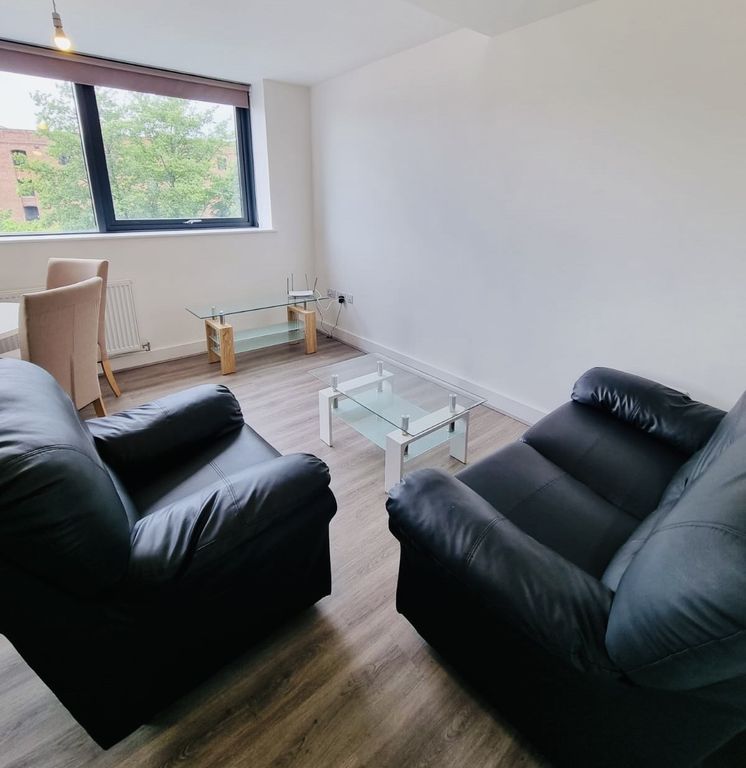 Property photo 2 of 9