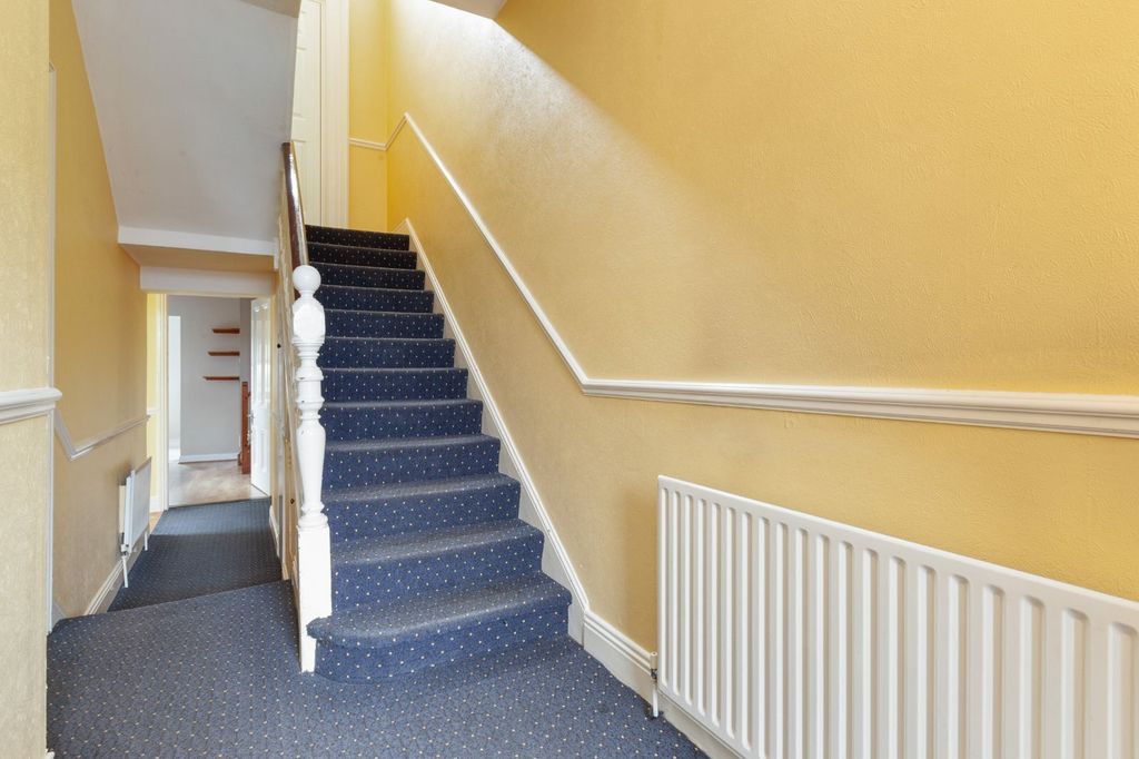 Property photo 2 of 18 Picture No. 04