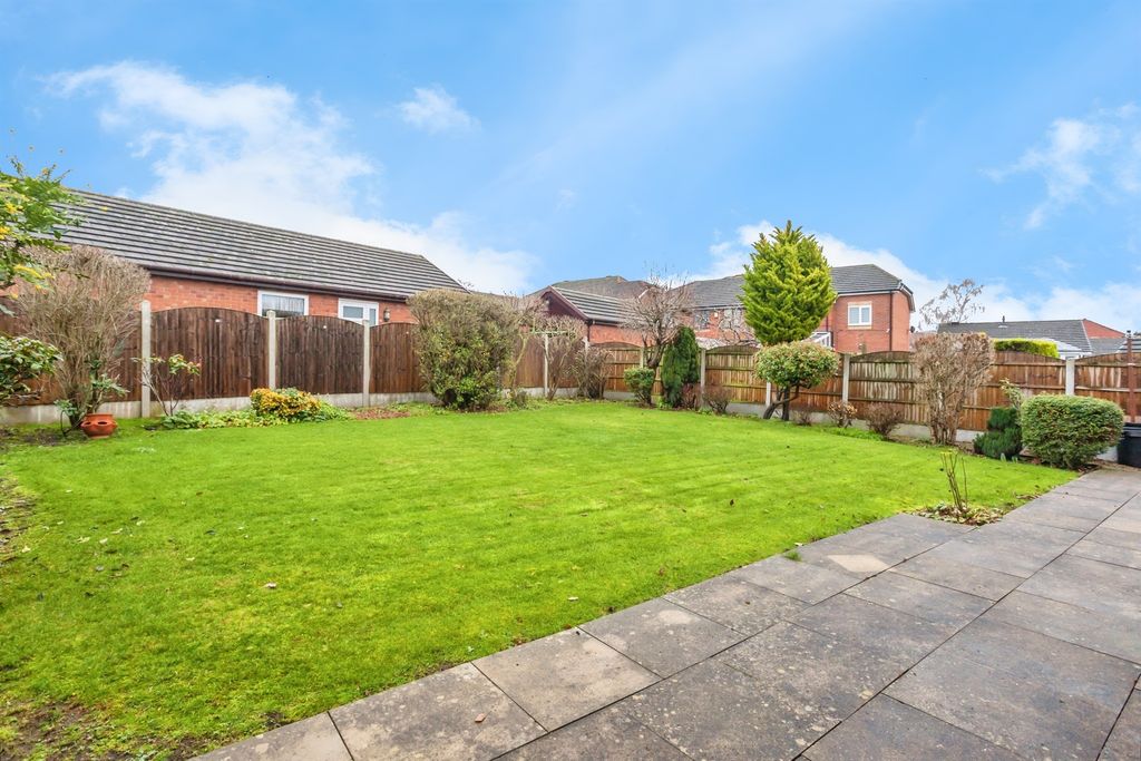 Property photo 2 of 15