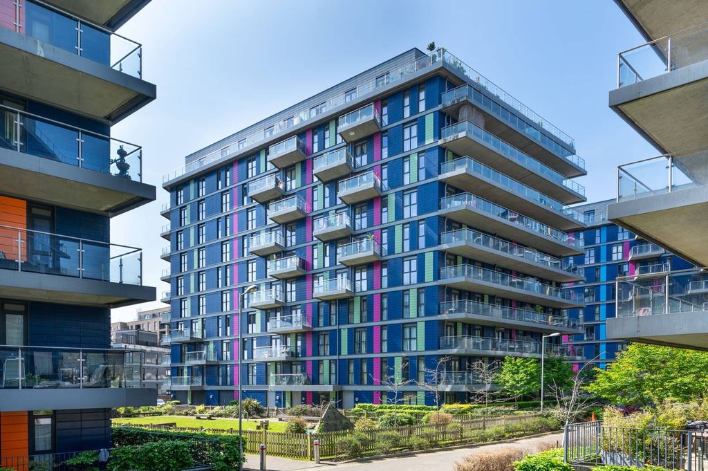 Property photo 2 of 14