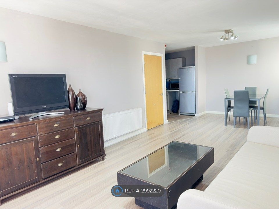 Property photo 2 of 16 Fully Furnished Living Room