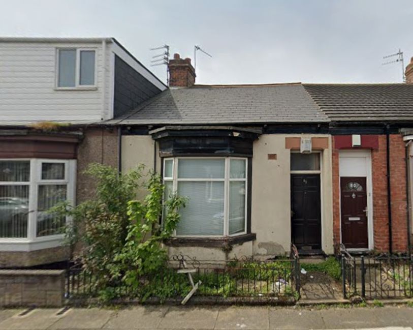 Property photo 1 of 2
