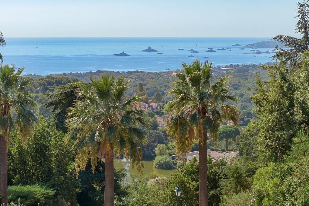 Property photo 1 of 25