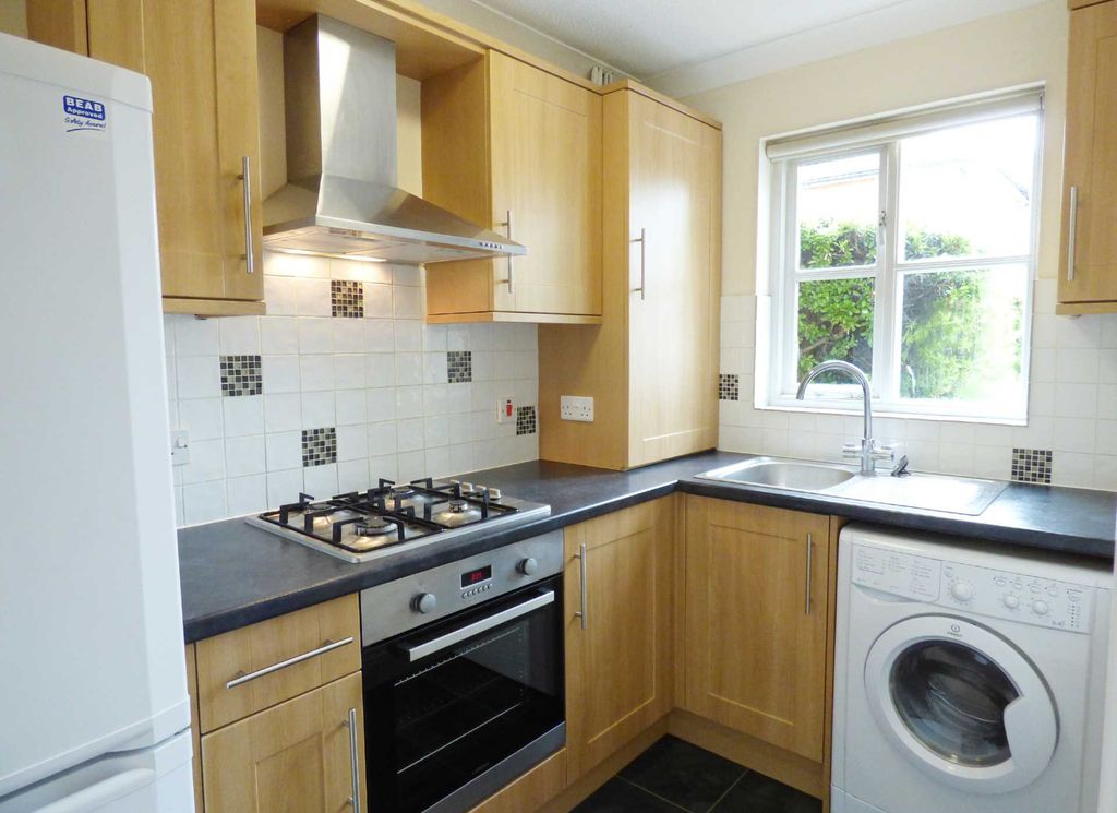 Property photo 2 of 9