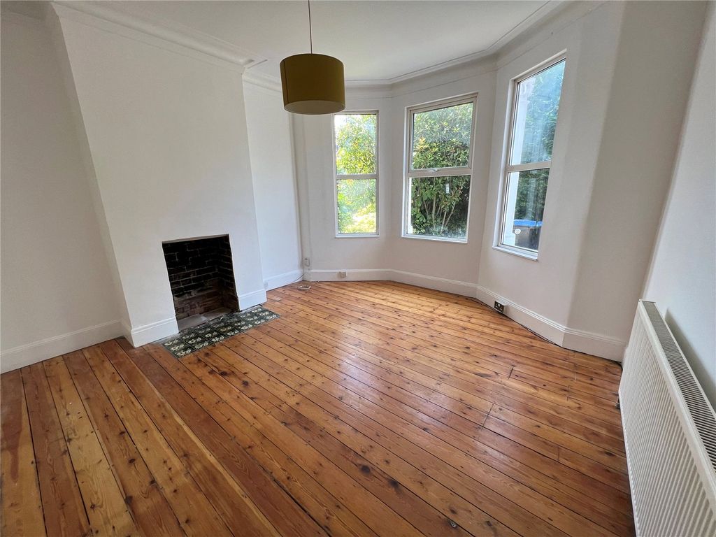 Property photo 1 of 10 Picture No. 09