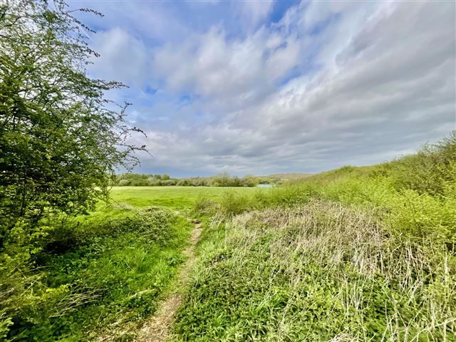 Property photo 3 of 21 Open Views