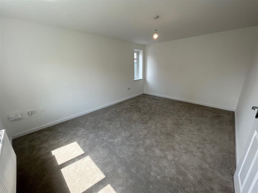 Property photo 2 of 18 Living Room