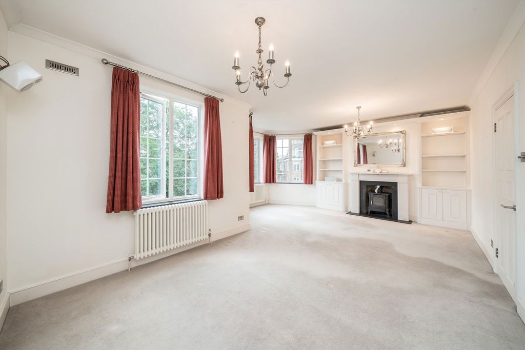 Property photo 2 of 4