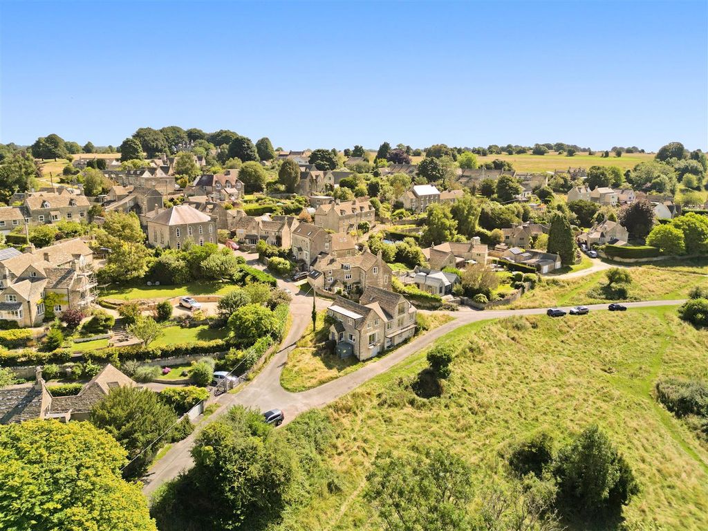 Property photo 3 of 20 Ph23_5351169.Jpg