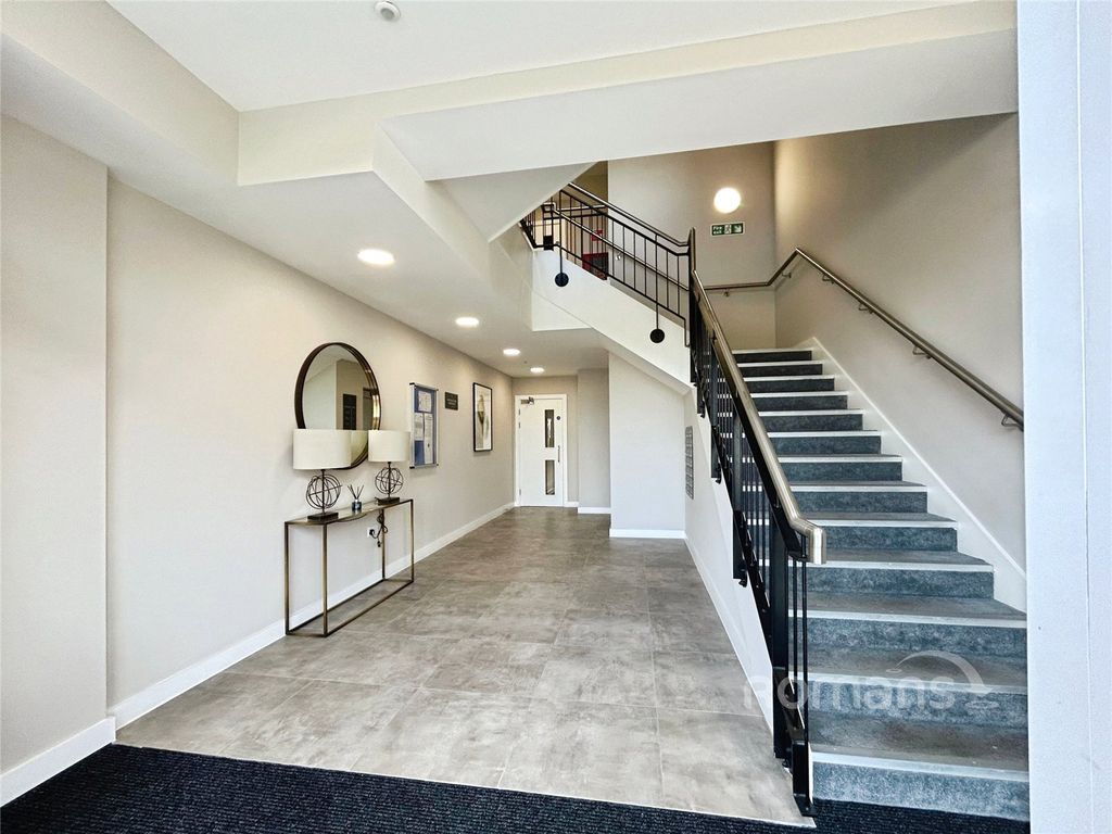 Property photo 3 of 12 Picture No. 16