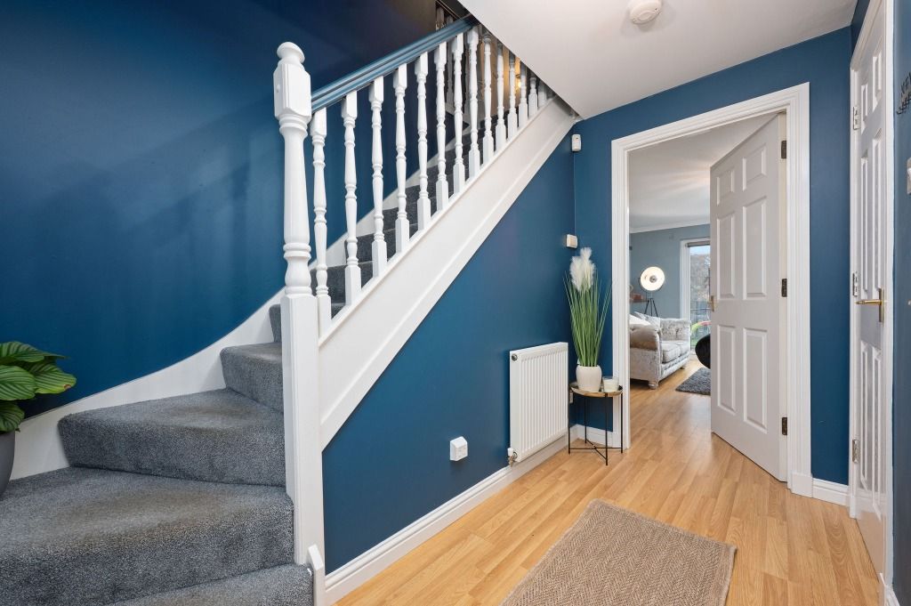 Property photo 2 of 24