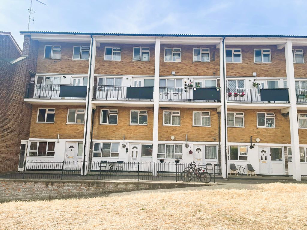Property photo 1 of 6