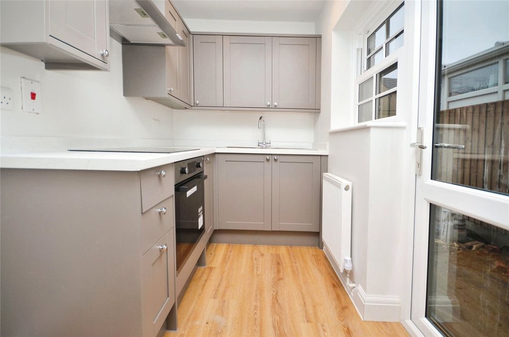 Property photo 3 of 8 Picture No. 05