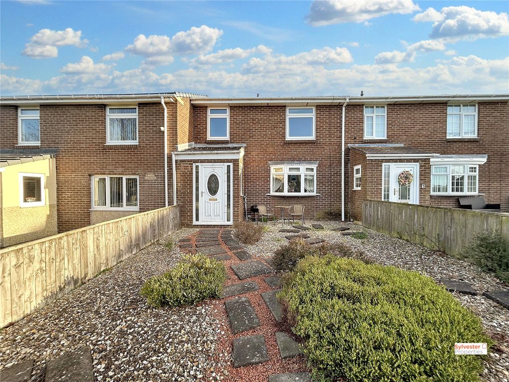 Property photo 2 of 27 Picture No. 03