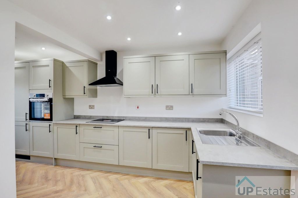 Property photo 3 of 15 A331Ed6A-Img_2997_8_9.Jpg