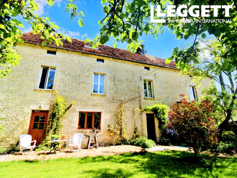 Property photo 1 of 10
