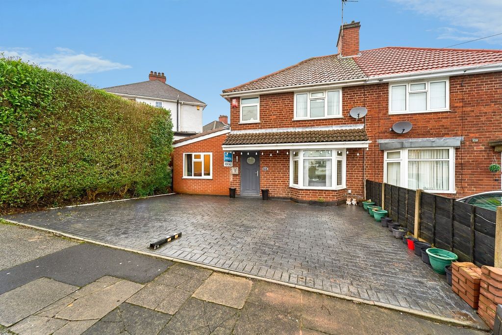 Property photo 1 of 20