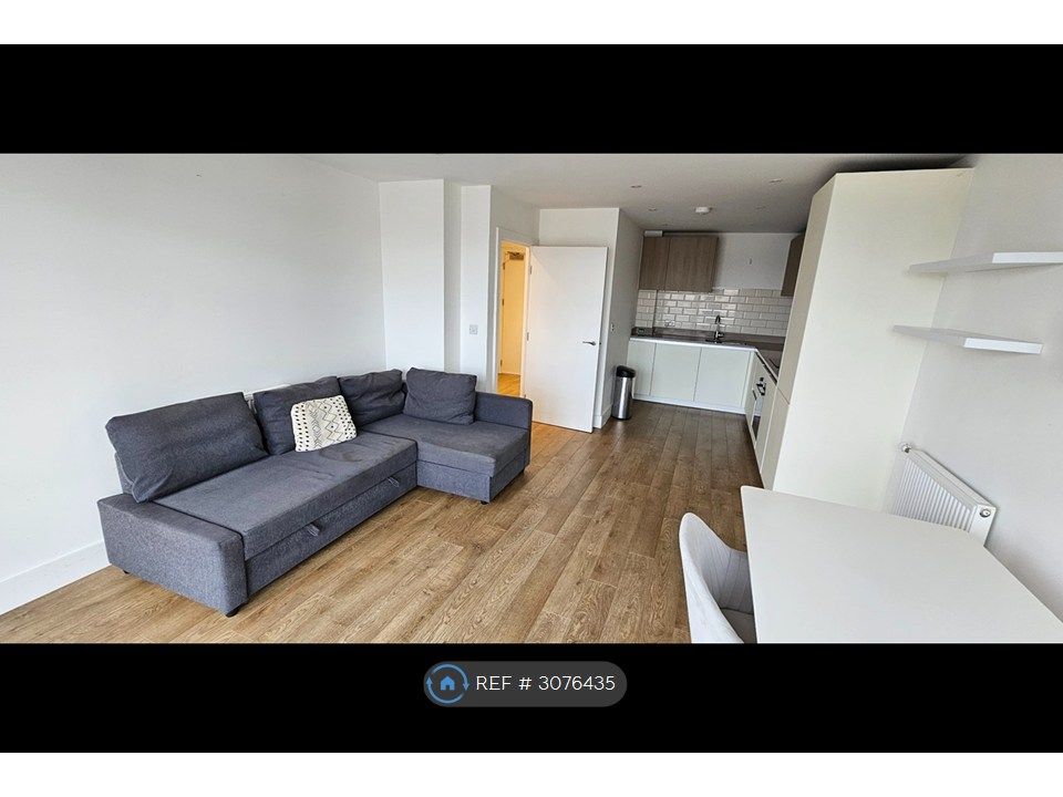 Property photo 2 of 21