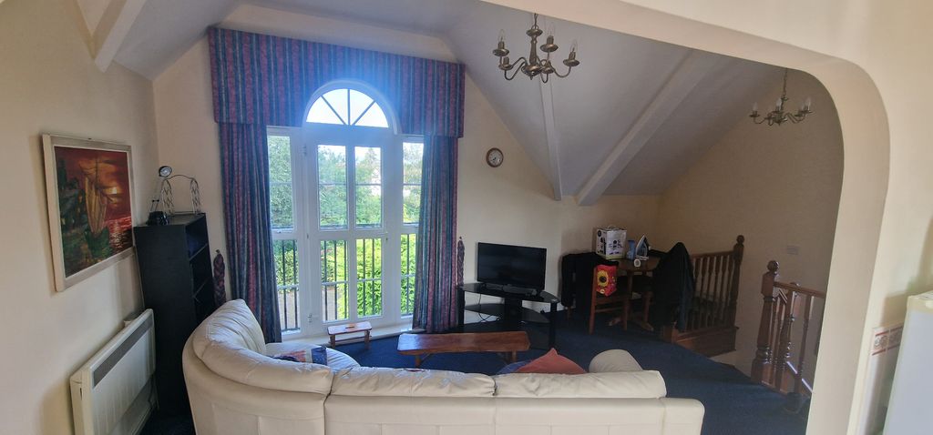 Property photo 3 of 8 View