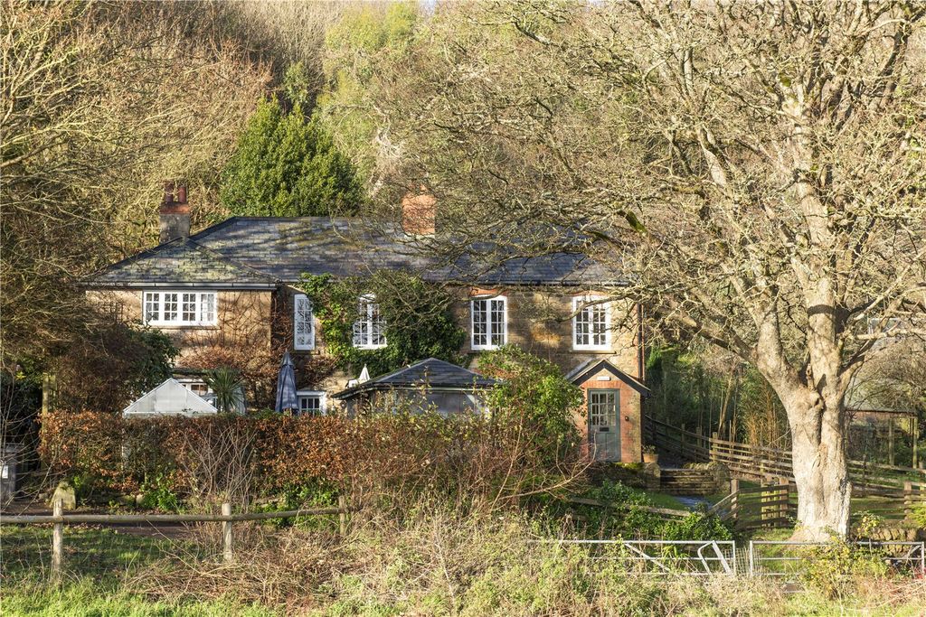 Property photo 3 of 12 Picture No. 02