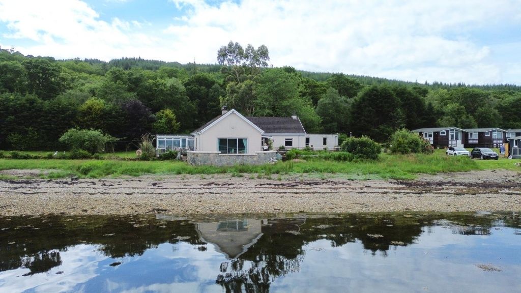 Property photo 1 of 23