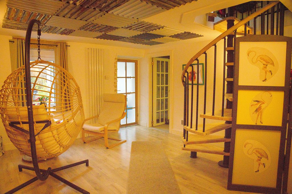 Property photo 2 of 19 2