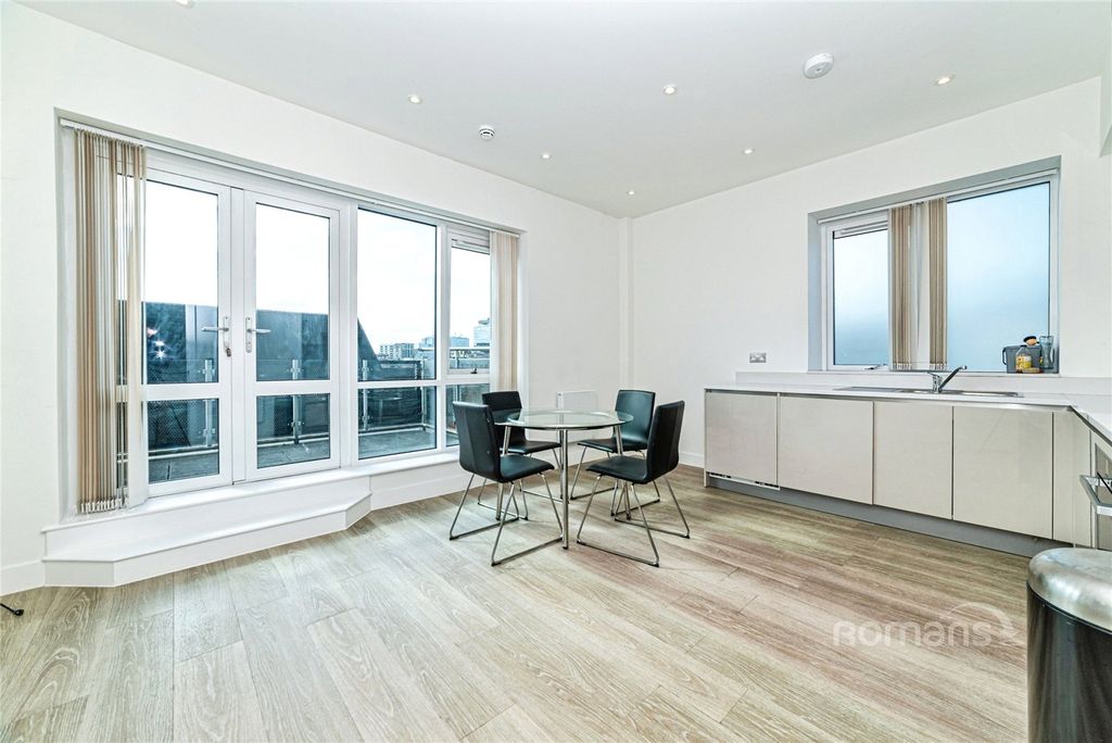 Property photo 2 of 12 Picture No. 07