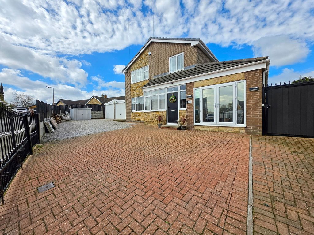 Property photo 1 of 25