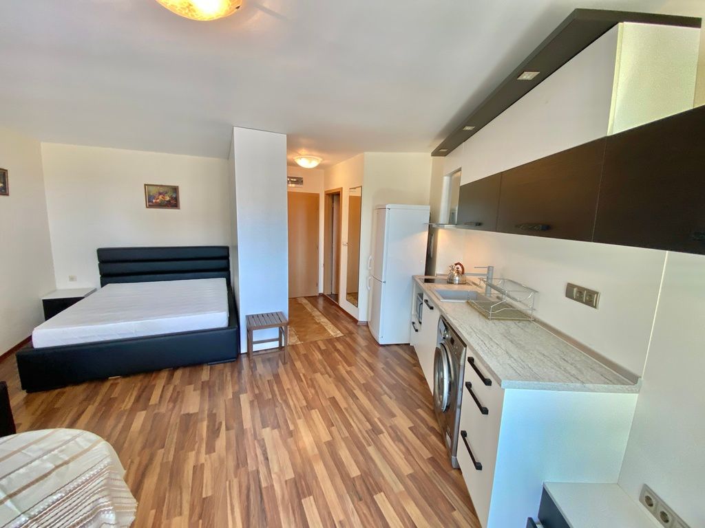 Property photo 2 of 11