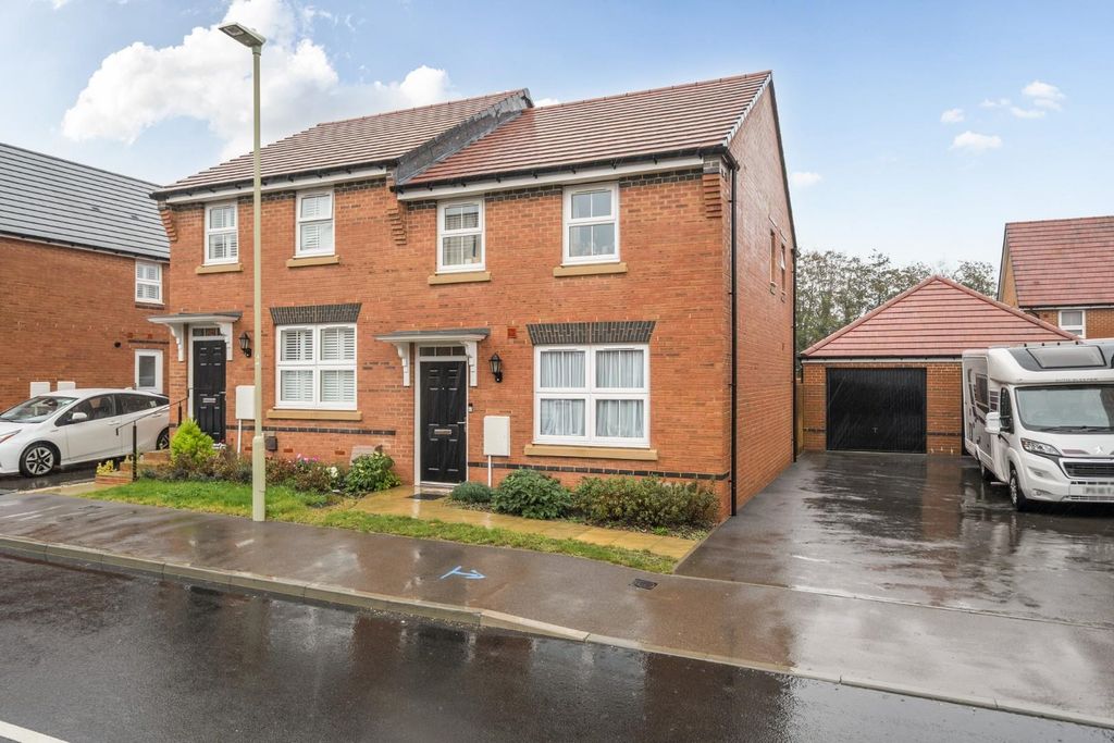 Property photo 3 of 19 1370222-19-68F61423058F8.Jpg