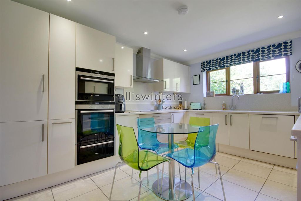 Property photo 3 of 27 Img_9046-Img_9048-Watermarked.Jpg
