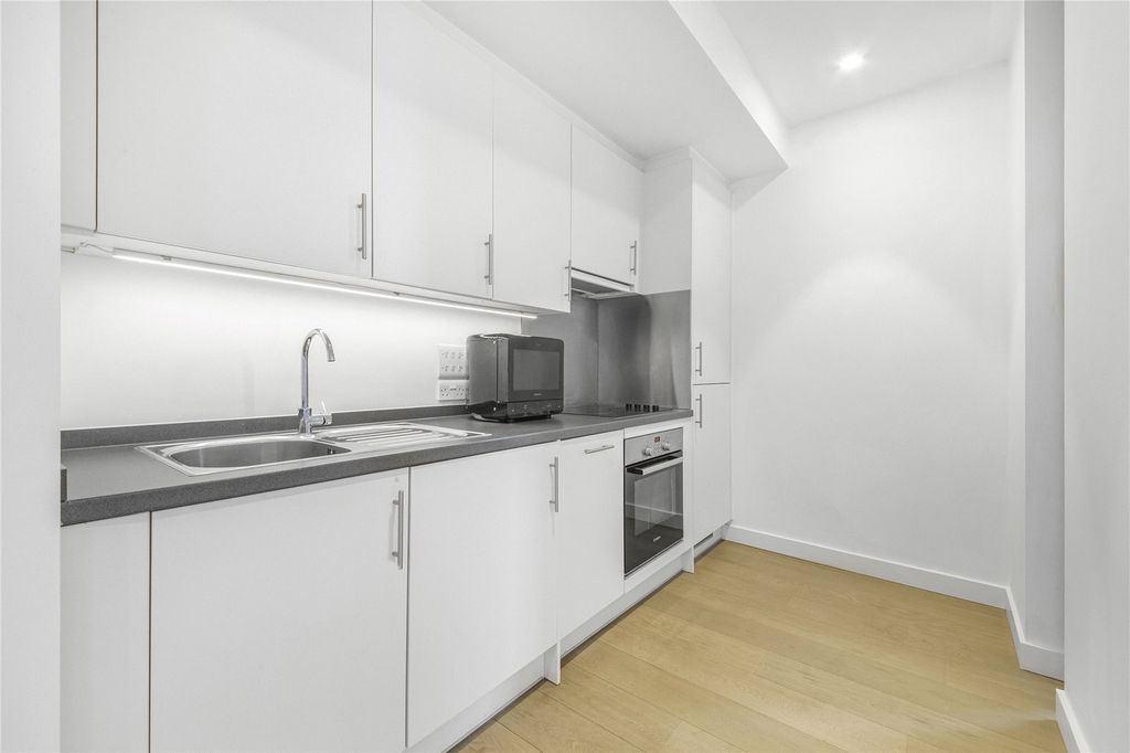 Property photo 2 of 7 Picture No. 04