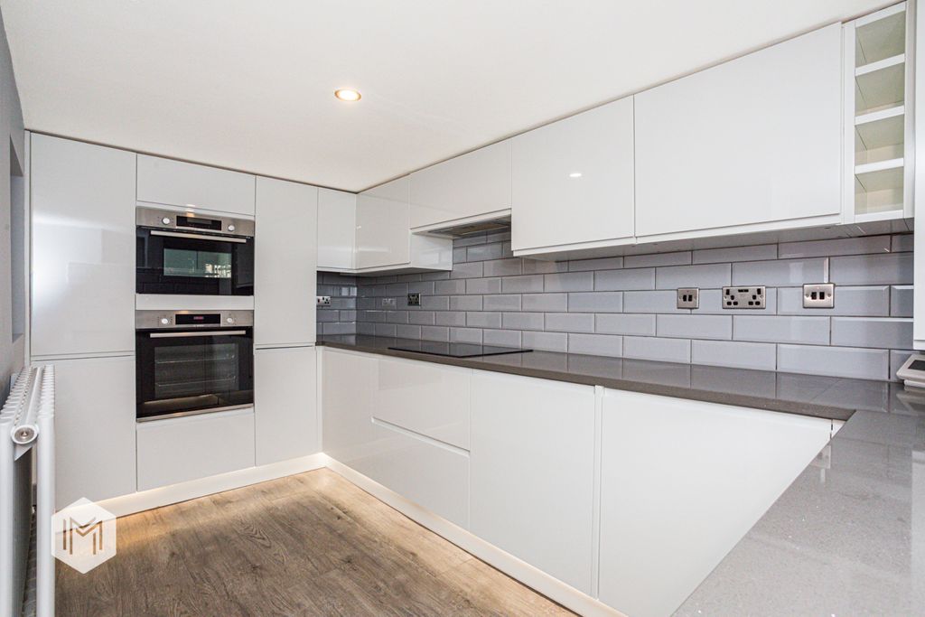 Property photo 3 of 30 Picture No. 06