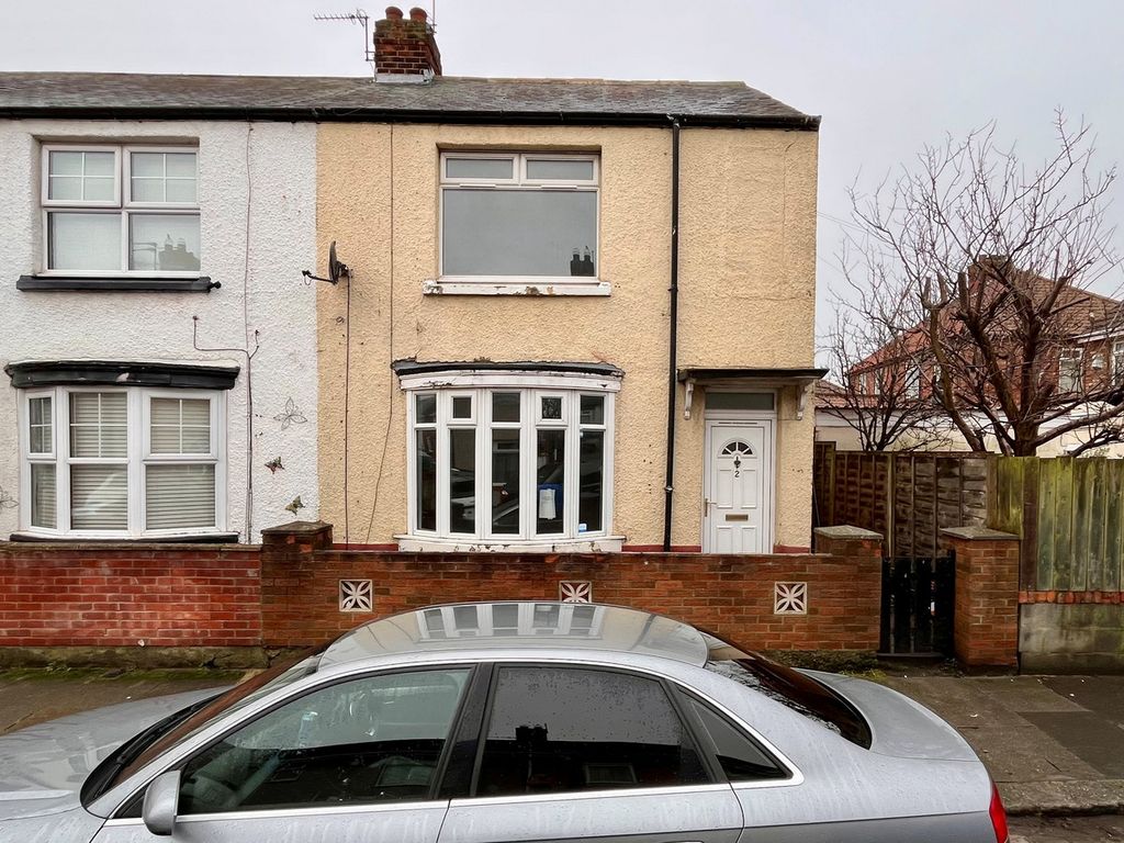 Property photo 1 of 11