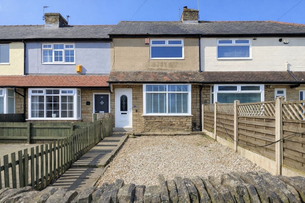Property photo 1 of 17 Higgin Lane Ewemove Southowram (14)