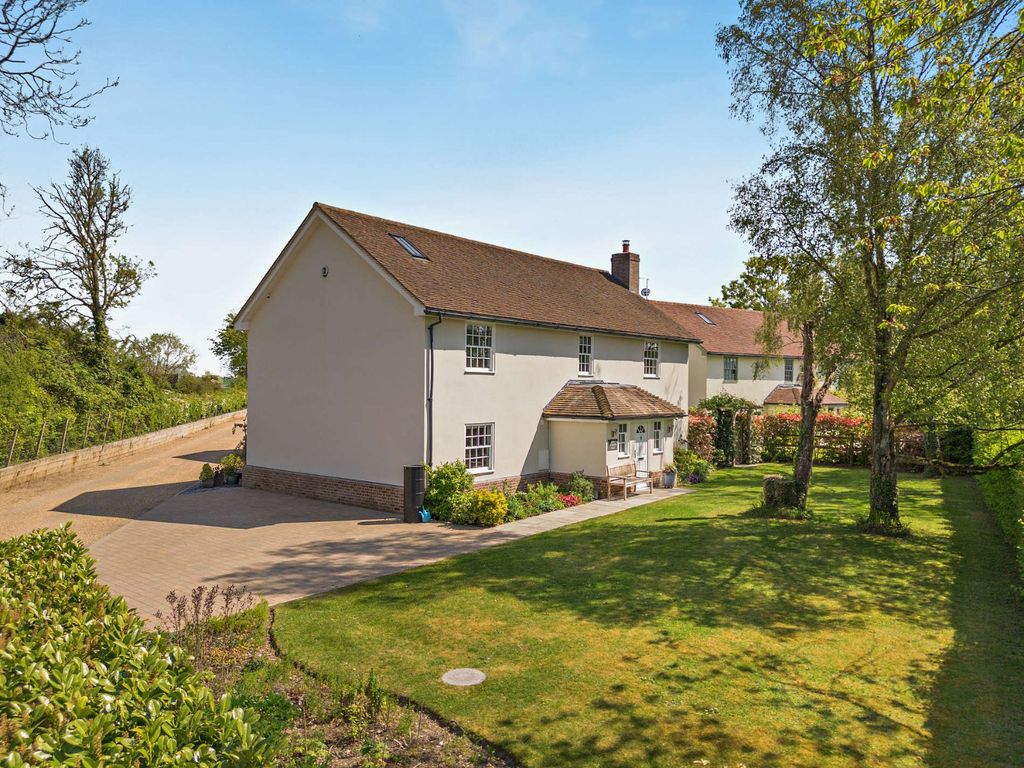 Property photo 2 of 25 Picture No. 33