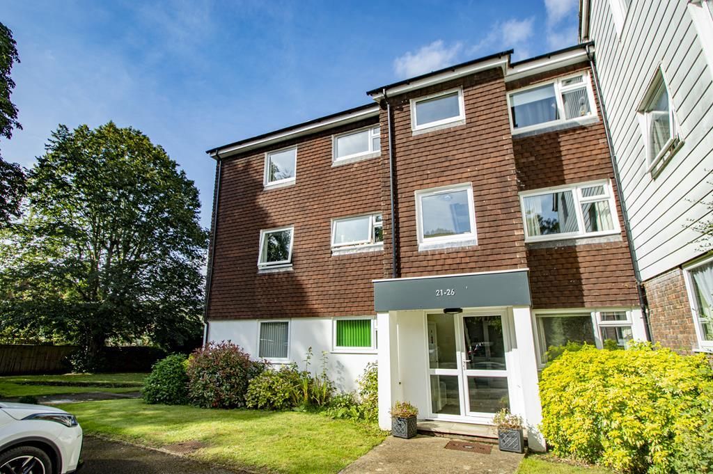 Property photo 1 of 16 Front