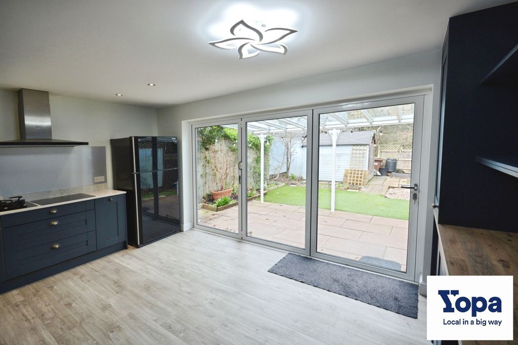 Property photo 3 of 21 Photo #3