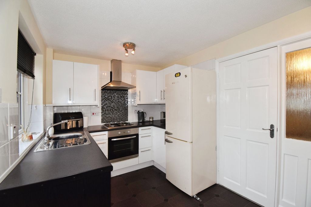 Property photo 1 of 15 Kitchen/Diner