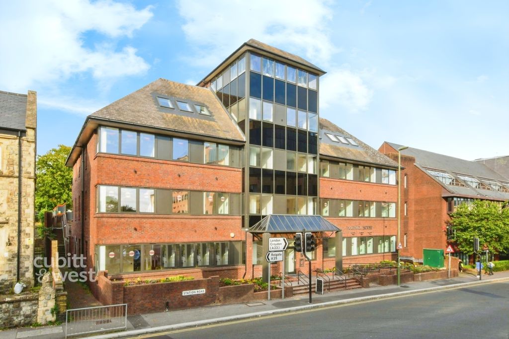 Property photo 1 of 10 d1A8E1d0-901Gaepw